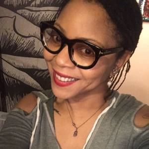 Meet your Posher, Lynn